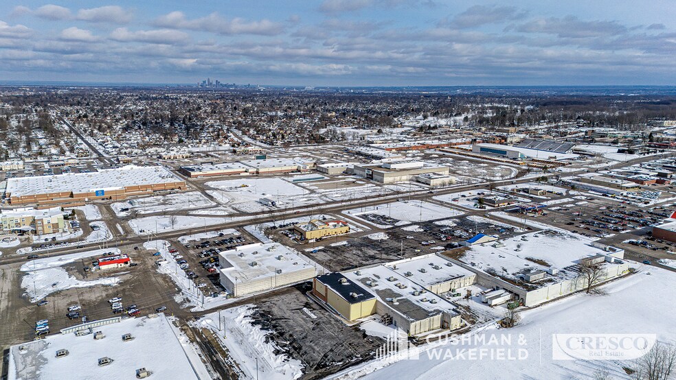 More Photos Of 8247-8303 Day Dr, Parma General Retail For Sale