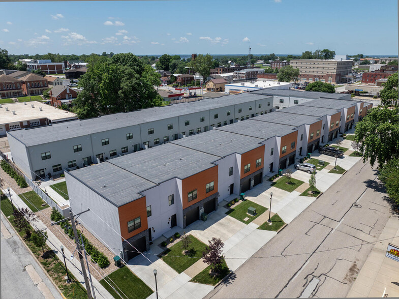 More Photos Of 201 S 8th St, Quincy Apartments For Sale