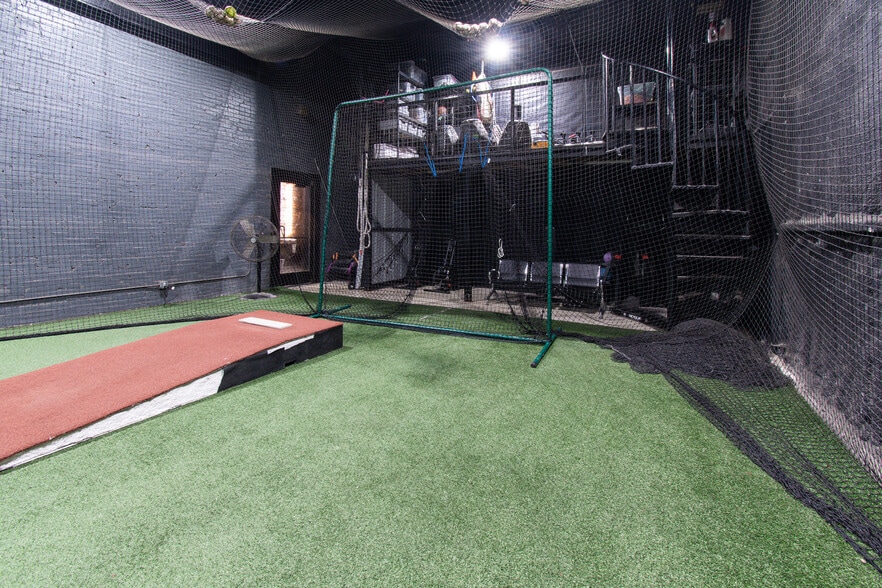 More Photos Of 16 E Main St, Troy Health Club For Sale