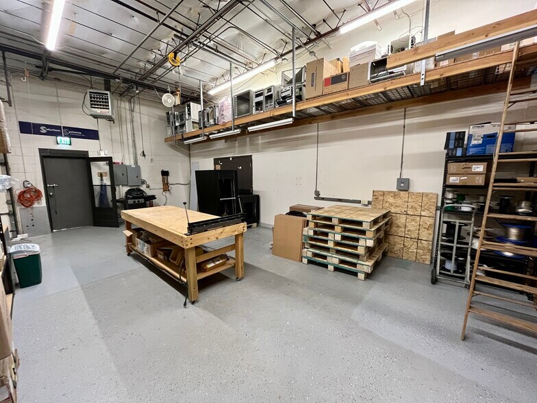 More Photos Of 4699 Nautilus Ct S, Boulder Light Distribution For Lease