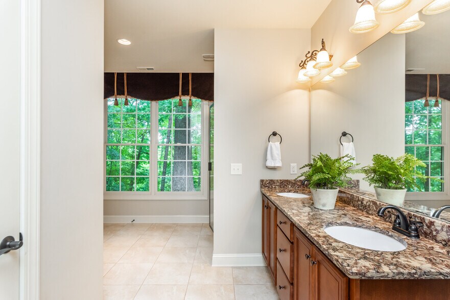 More Photos Of 565 Owens Gin Rd NE, Calhoun Lodge Meeting Hall For Sale