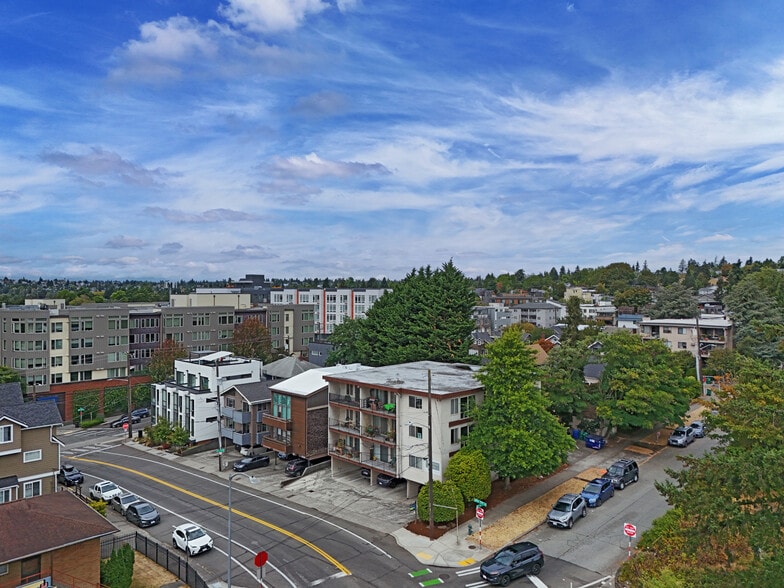 More Photos Of 7101 6th Ave NE, Seattle Apartments For Sale
