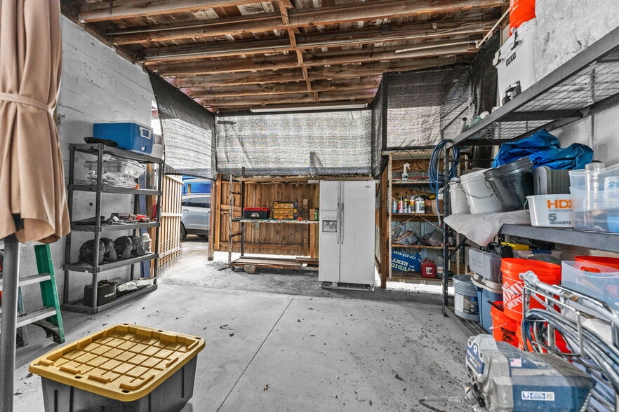 More Photos Of 701 49th St S, Gulfport Freestanding For Sale