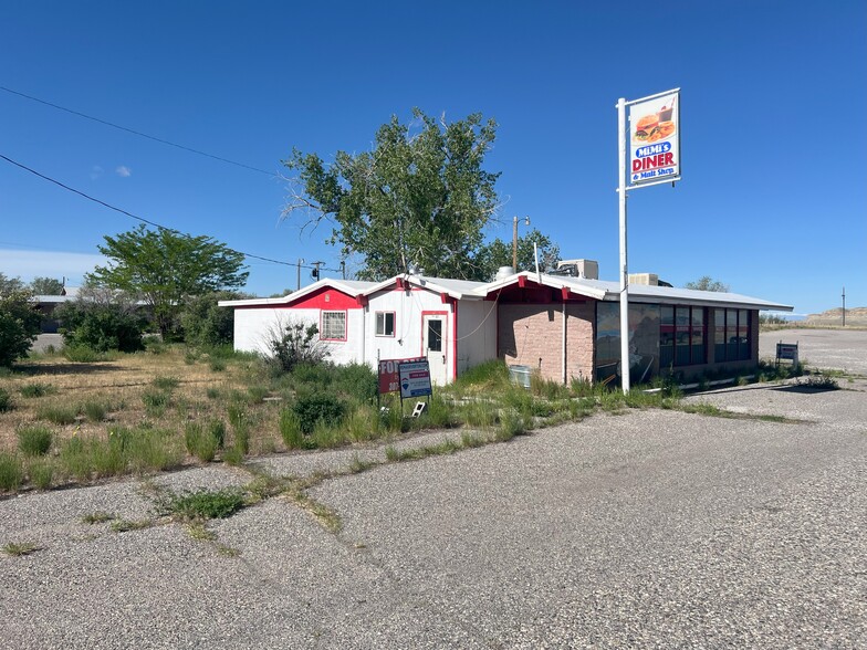 Primary Photo Of 507 W 2nd St, Shoshoni Restaurant For Sale