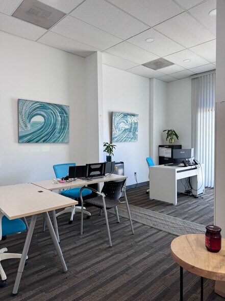 More Photos Of 2135-2141 Bellflower Blvd, Long Beach Storefront For Lease