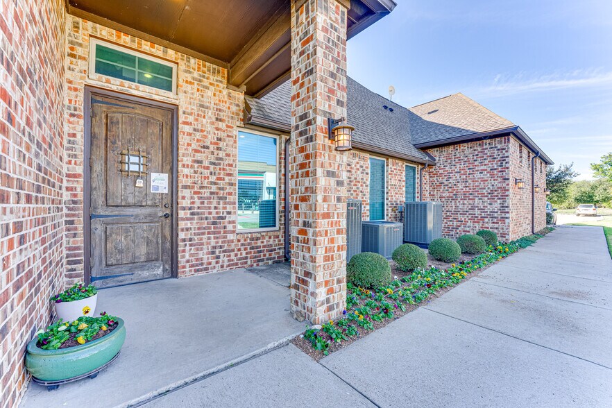 More Photos Of 1795 N 77 Hwy, Waxahachie Medical For Lease