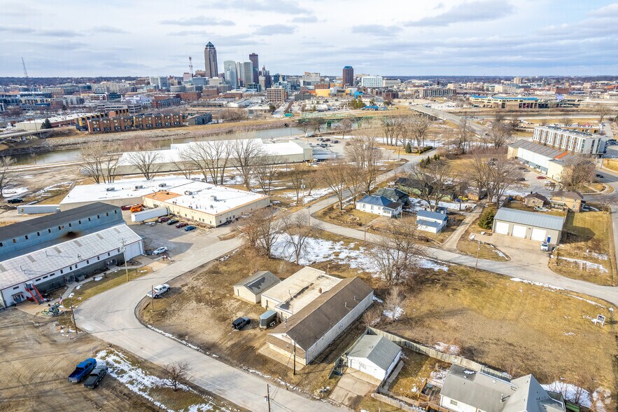 Primary Photo Of 119 Columbus Ave, Des Moines Land For Sale