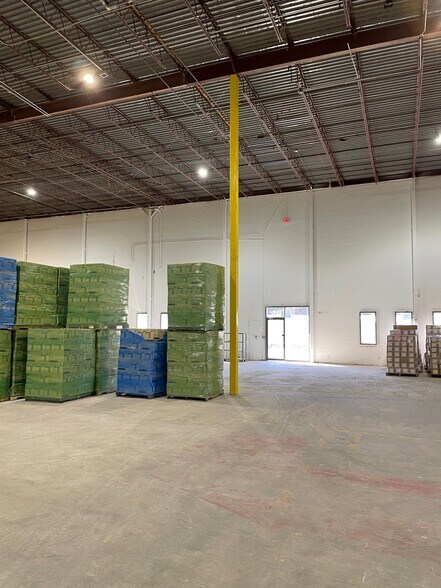 More Photos Of 1855 Plymouth Rd NW, Atlanta Warehouse For Lease