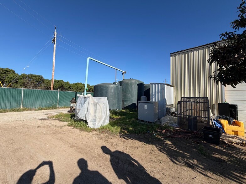 More Photos Of 20180 Spence Rd, Salinas General Retail For Sale