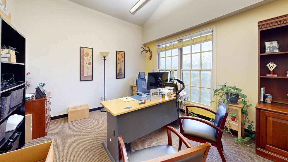 More Photos Of 4407 Bee Caves Rd, West Lake Hills Medical For Sale