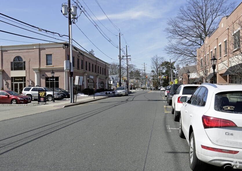More Photos Of 35 Jefferson Ave, Westwood Health Club For Lease