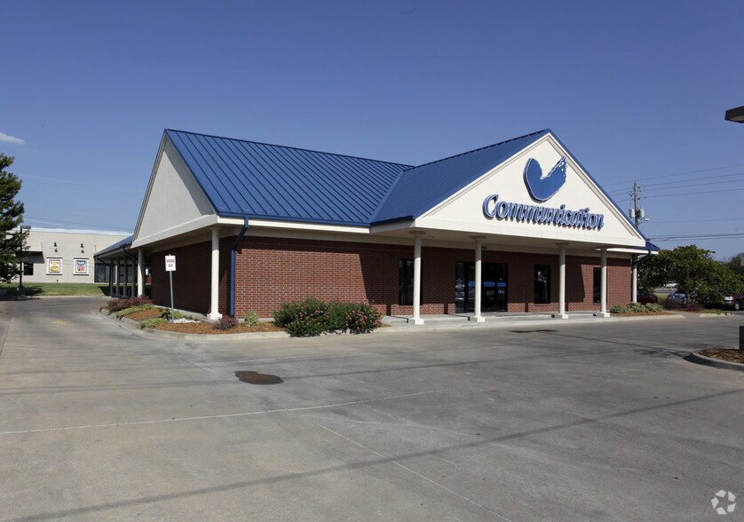 More Photos Of 2409 W Kenosha Ave, Broken Arrow Unknown For Lease