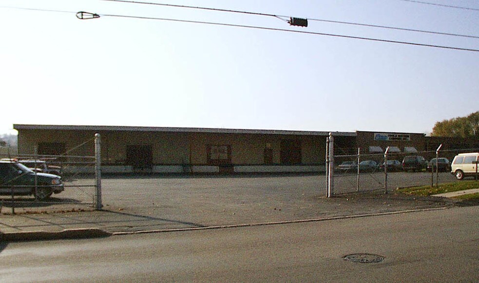 More Photos Of 1600 Sixth Ave, York Medical For Lease