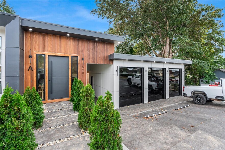 More Photos Of 520 Columbia St, Cathlamet Apartments For Sale