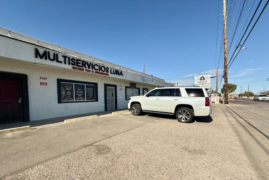 More Photos Of 8410 S Avenida del Yaqui, Guadalupe Storefront Retail Office For Lease