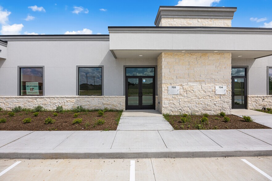 Primary Photo Of 17904 Lake Houston Pkwy #703, Atascocita Medical For Lease