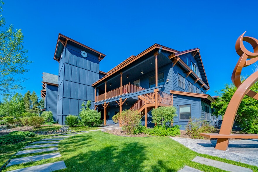 More Photos Of 12313 Soaring Way, Truckee Medical For Sale