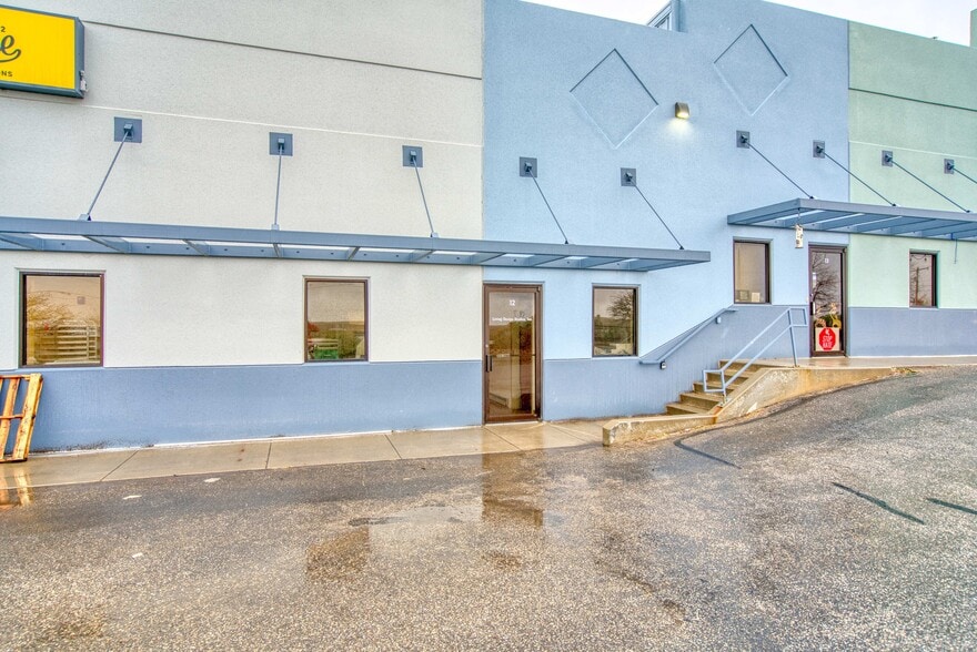 More Photos Of 1501 Lee Hill Dr, Boulder Showroom For Sale