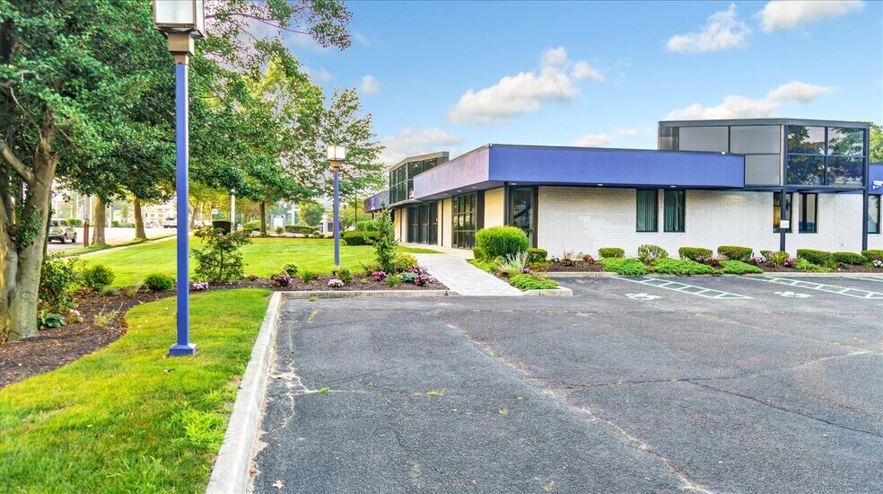 More Photos Of 1174 Route 112, Port Jefferson Station Medical For Lease