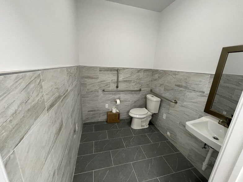 More Photos Of 1002-1022 W State Road 436, Altamonte Springs Unknown For Lease