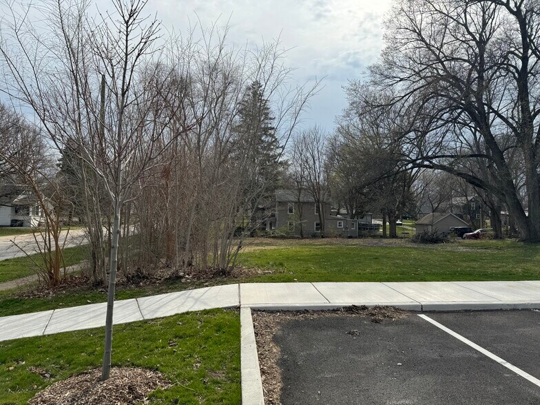 More Photos Of 155 S Madison St, Oswego Land For Sale