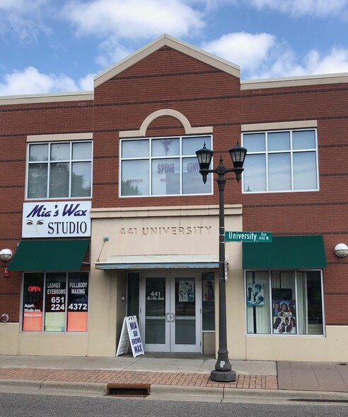 More Photos Of 441 University Ave W, Saint Paul Storefront Retail Office For Lease