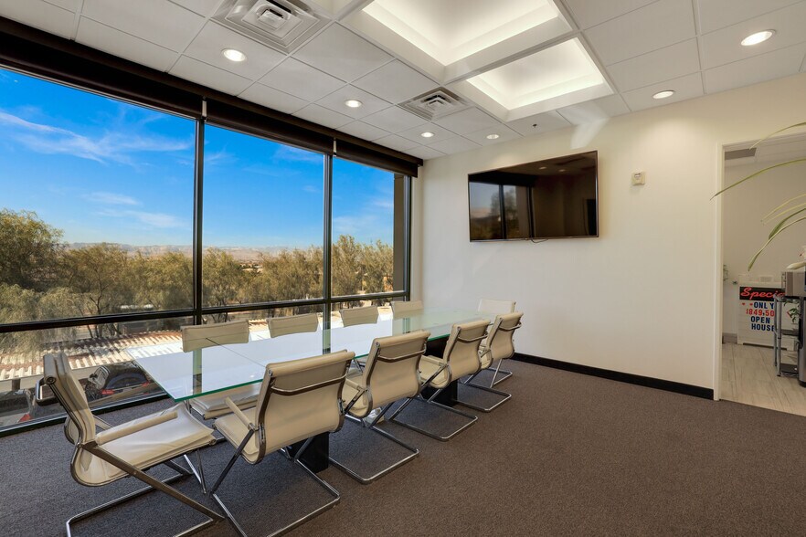 More Photos Of 2904 W Horizon Ridge Pky, Henderson Medical For Lease