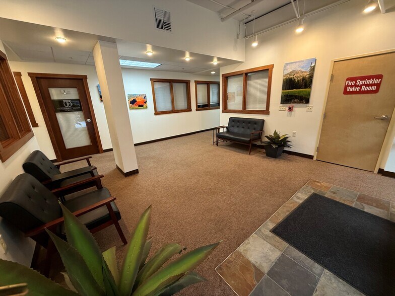 More Photos Of 1133 NW Wall St, Bend Apartments For Lease