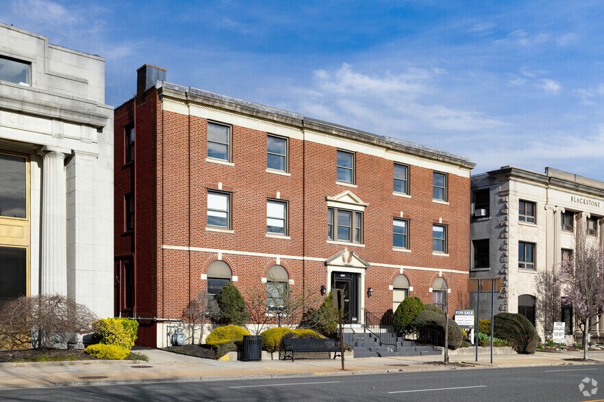 More Photos Of 1539 Franklin Ave, Mineola Office For Lease