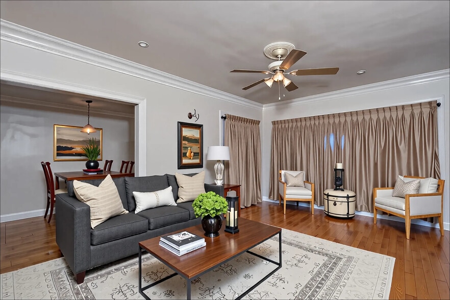 More Photos Of 7701 S Eggelston St, Chicago Apartments For Sale