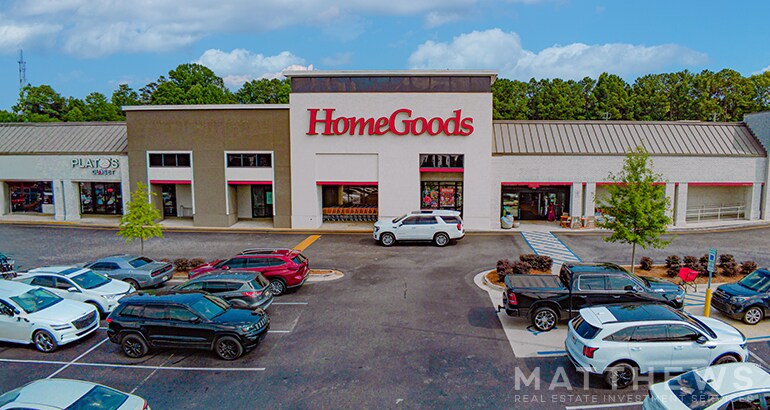 More Photos Of 1568-1572 Opelika Rd, Auburn Storefront For Sale