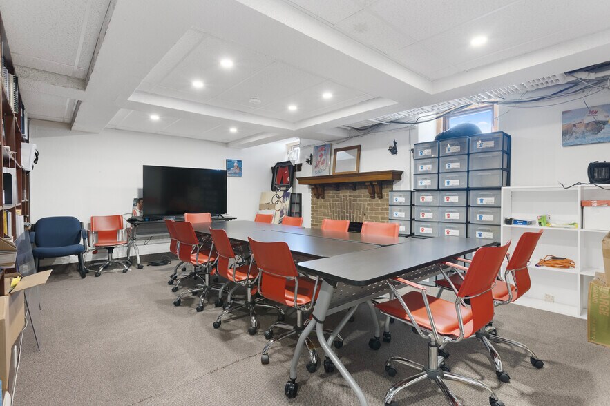 More Photos Of 307 Gilmour St, Ottawa Office For Sale