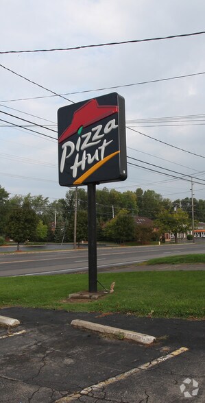 More Photos Of 1968 Empire Blvd, Webster Restaurant For Lease