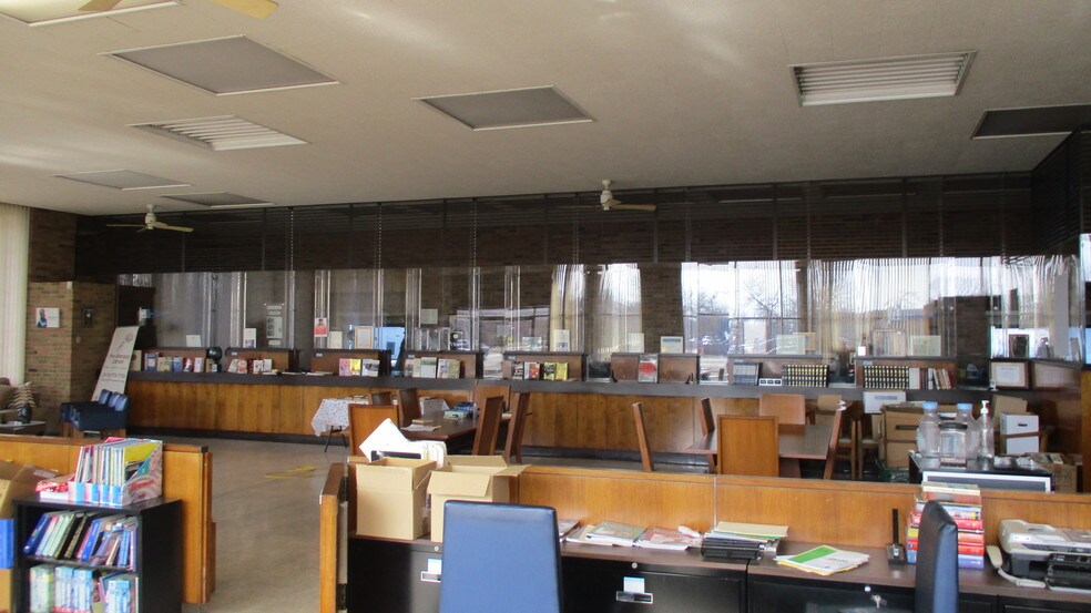 More Photos Of 12300 Morang Rd, Detroit Bank For Lease