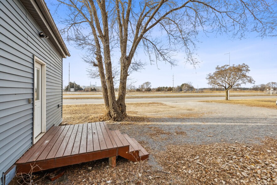 More Photos Of 12192 Hancock St SE, Becker Storefront Retail Residential For Sale