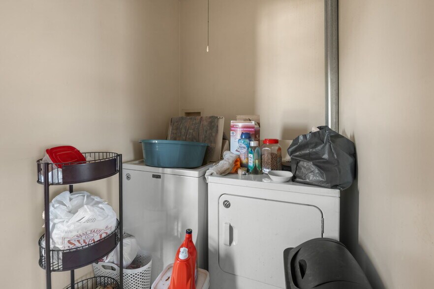 More Photos Of 6431-6433 N California Ave, Chicago Apartments For Sale