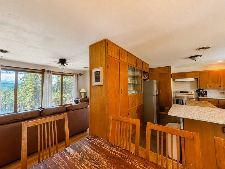 More Photos Of 10 Espinoza Cir, Angel Fire Specialty For Sale