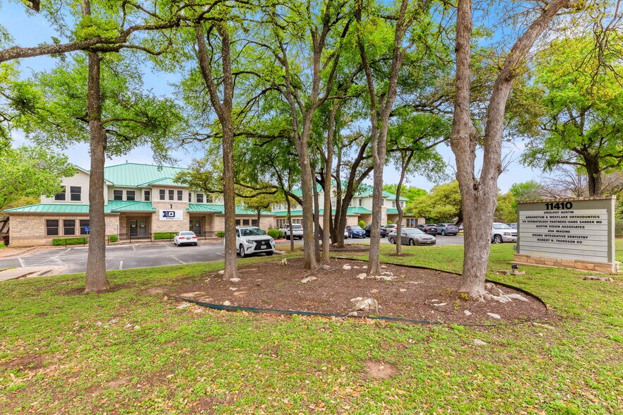 More Photos Of 11410 Jollyville Rd, Austin Medical For Sale