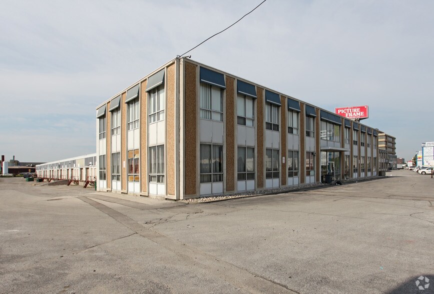 More Photos Of 1177 Finch Ave, Toronto Warehouse For Lease