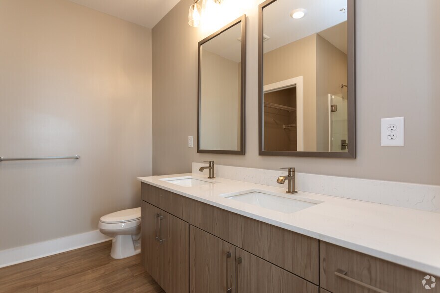 More Photos Of 222 S Main St, Mooresville Apartments For Lease