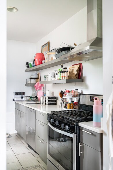 More Photos Of 121 Montgomery St, Newburgh Apartments For Sale