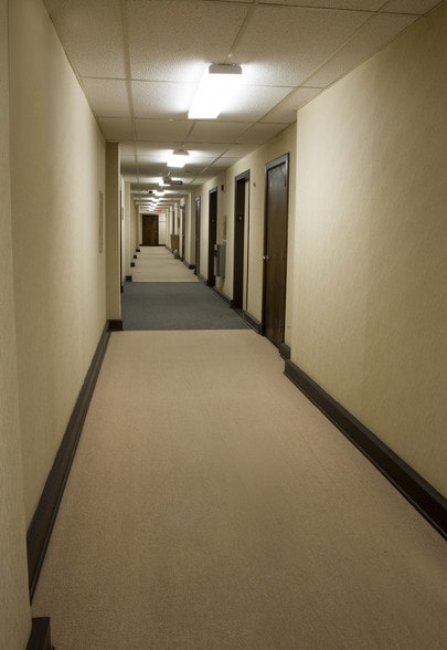 More Photos Of 815 Quarrier St, Charleston Office For Sale