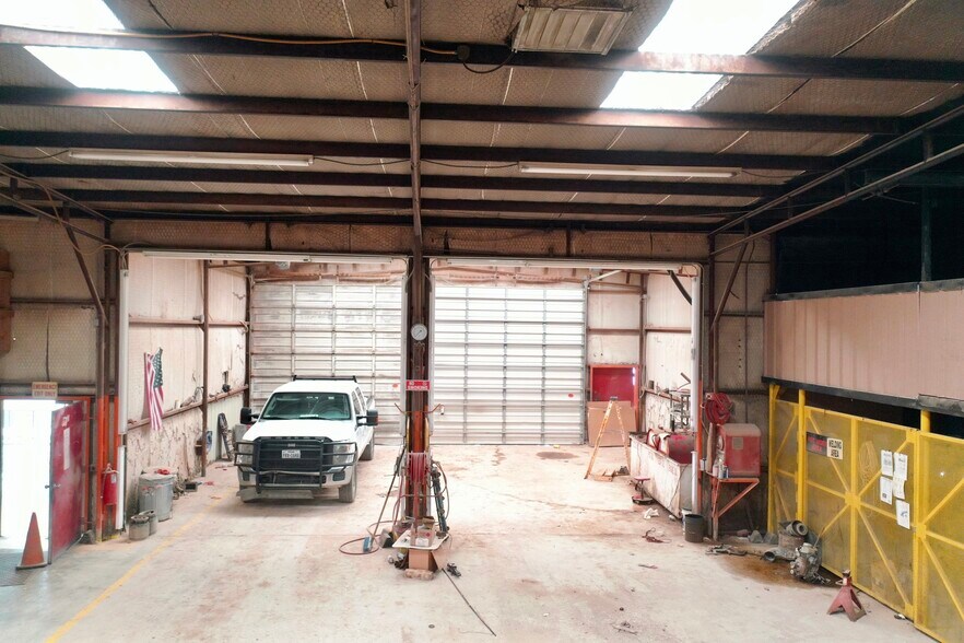 More Photos Of 1230 SR 83, Denver City Warehouse For Sale