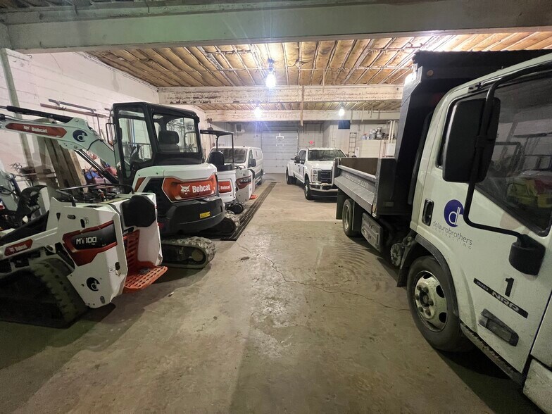 More Photos Of 1211 E 286th St, Euclid Manufacturing For Sale