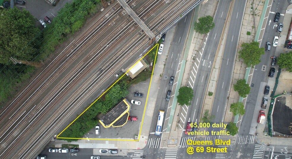 More Photos Of 68-20 Queens Blvd, Woodside Freestanding For Sale