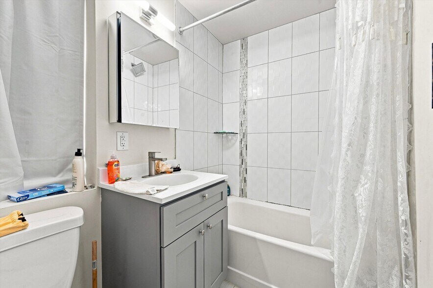 More Photos Of 1648 S 16th St, Philadelphia Apartments For Sale