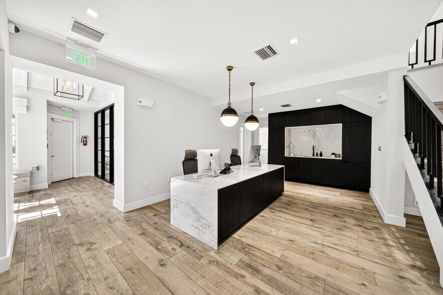 More Photos Of 5801 Biscayne Blvd, Miami Loft Creative Space For Lease