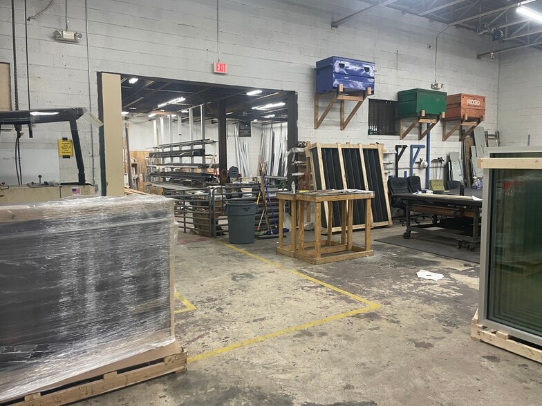 More Photos Of 11607 Maryland Ave, Beltsville Warehouse For Sale