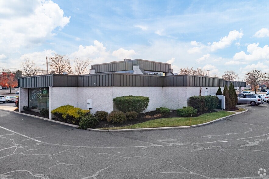 More Photos Of 1229-1329 Blackwood Clementon Rd, Clementon Unknown For Lease