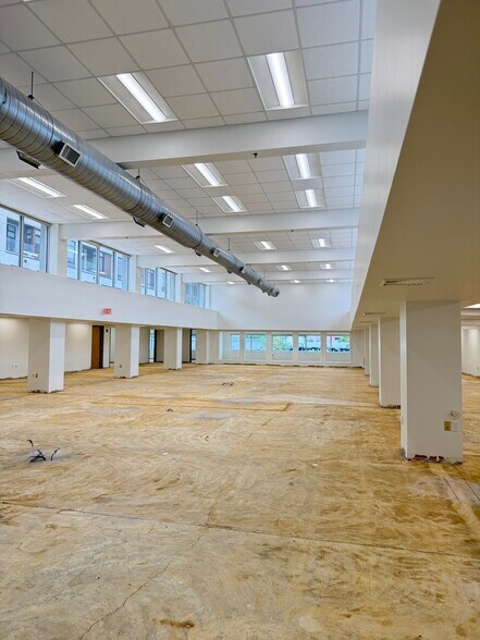 More Photos Of 116 Chestnut St, Red Bank Office For Lease